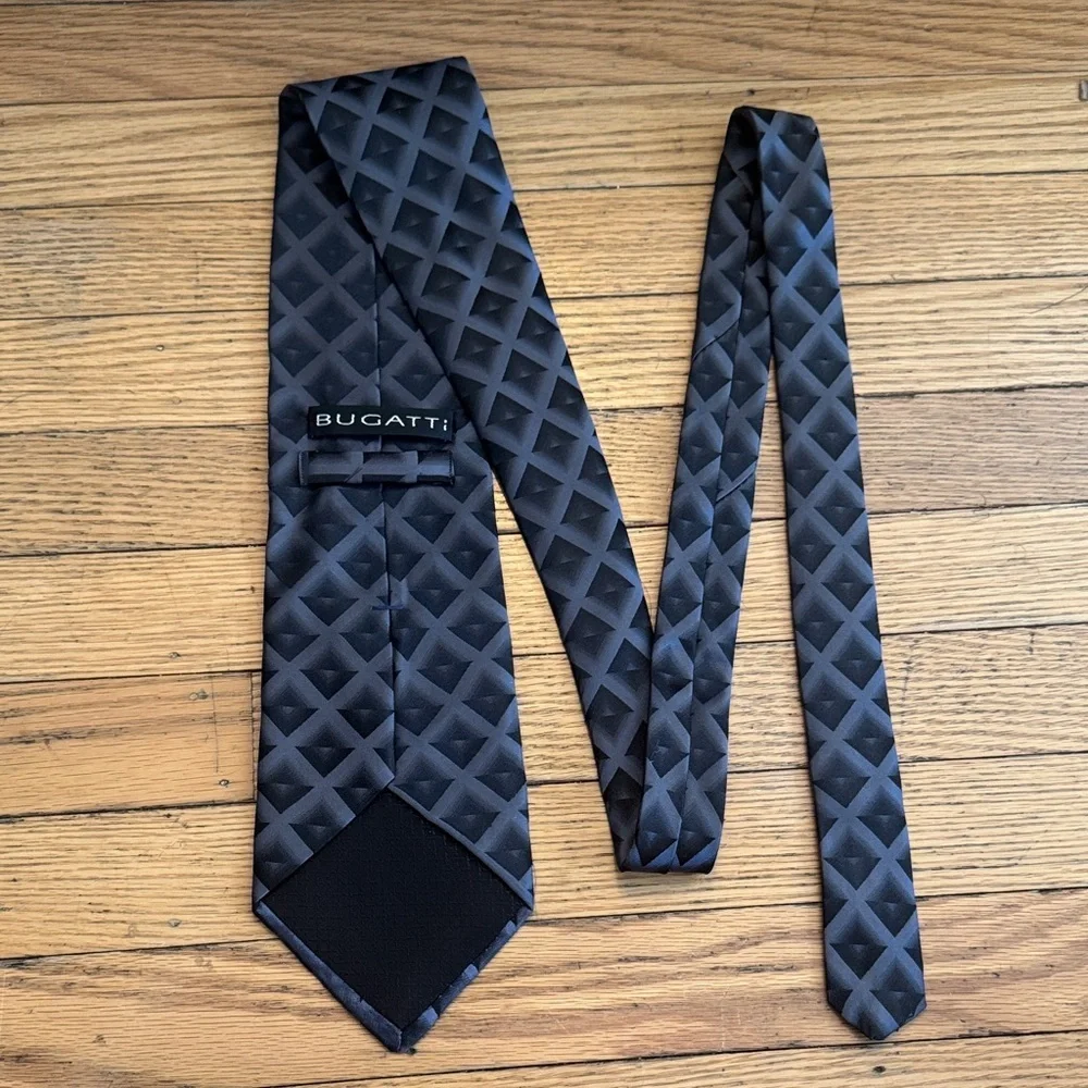 Bugatti sophisticated silk
